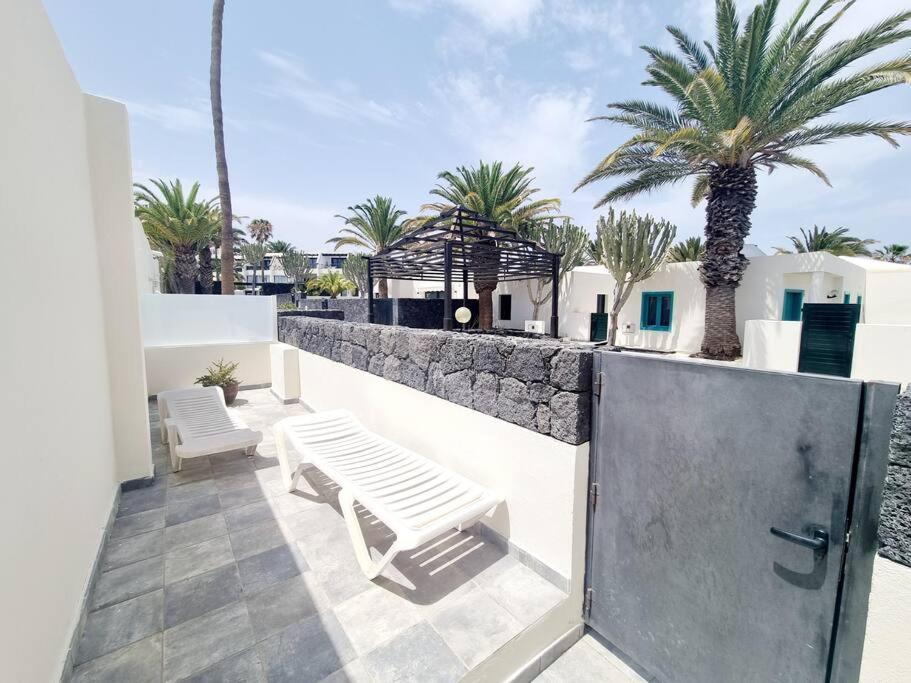 Pequeno Bungalow Firt Line Of The Sea 科斯塔特吉塞 外观 照片